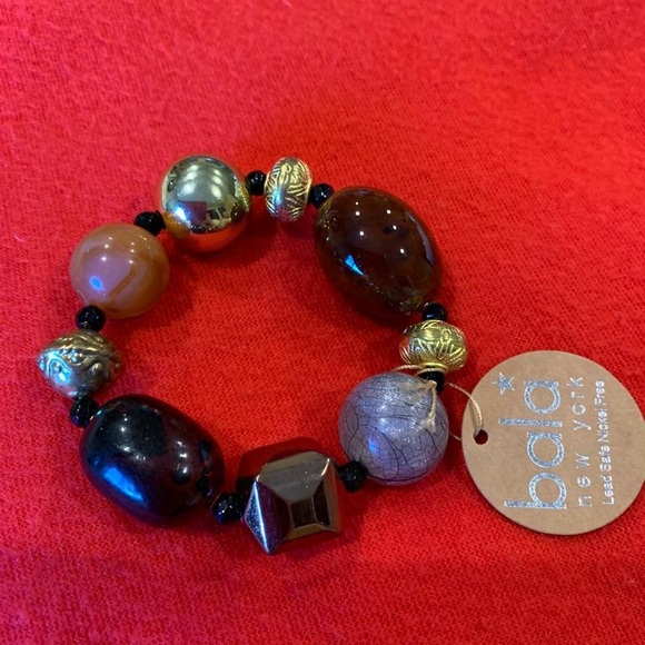 Jewelry - New Bala New York gold brown silver large beads bracelet
